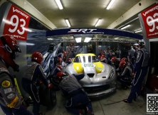 2013-24-hours-of-le-mans-halfway-011