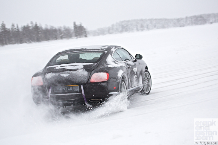 Bentley-Driving-Experience-Power-On-Ice-051