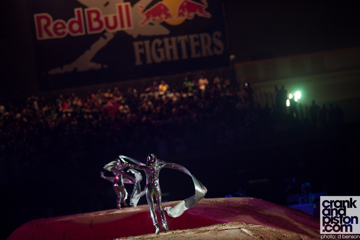 Red-Bull-2013-X-Fighters-World-Tour-Dubai-UAE-051