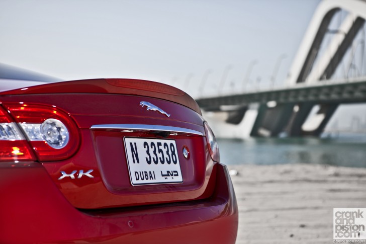 Jaguar-XK-Dubai-UAE-Wallpapers-002