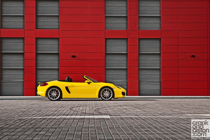 Porsche-Boxster-S-Dubai-UAE-Wallpapers-004