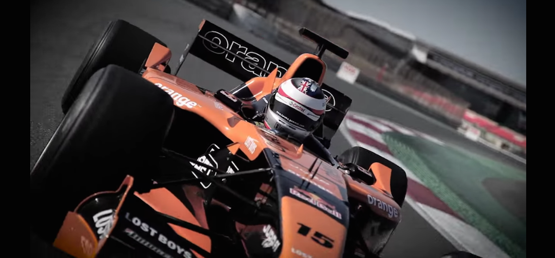 VIDEO. F1 cars come to the Dubai Autodrome - crankandpiston.com