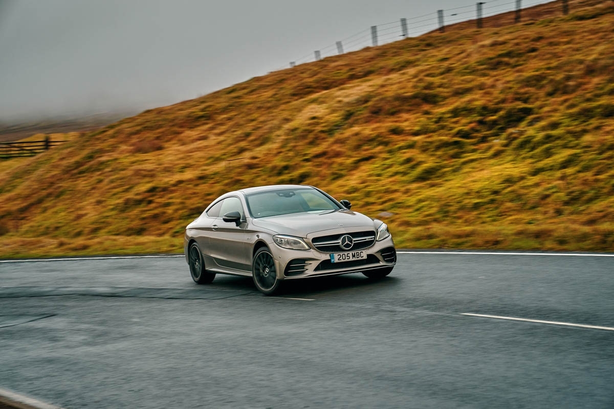 2019 Mercedes-AMG C43 Coupe review-1