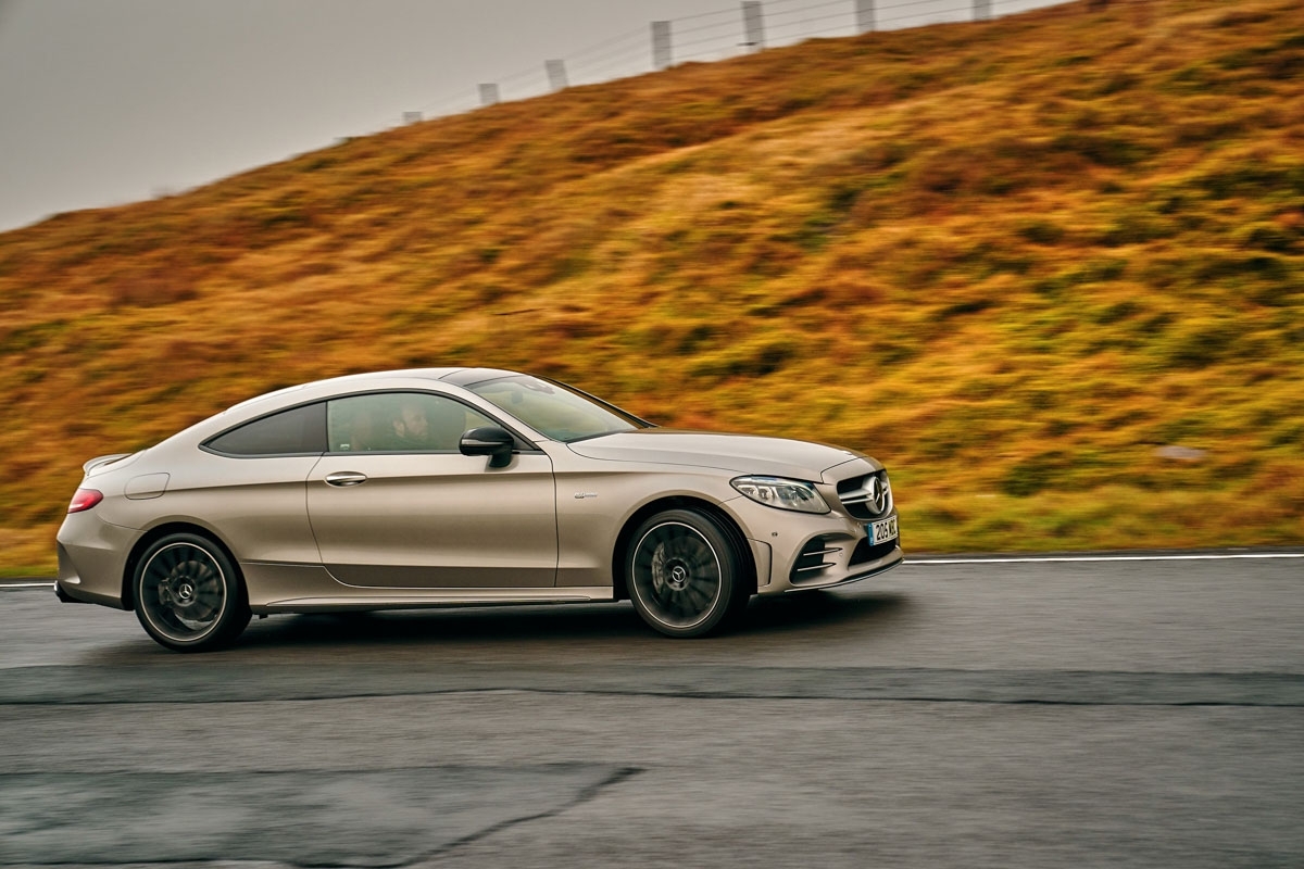 2019 Mercedes-AMG C43 Coupe review-17