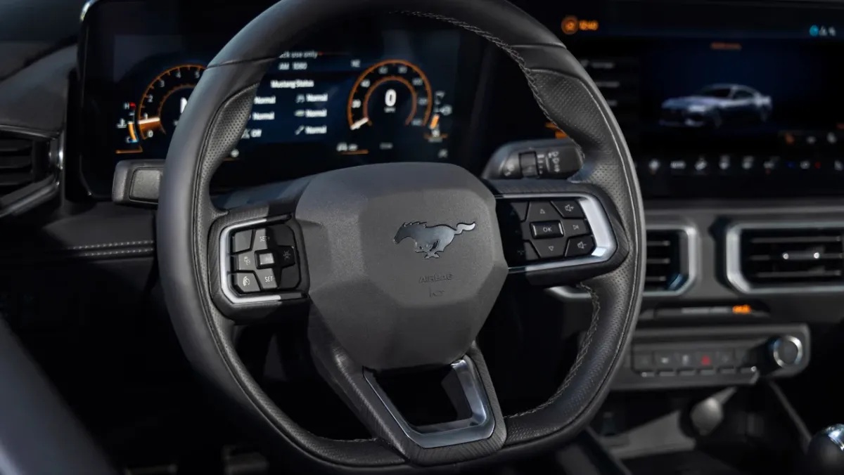 2023-Ford-Mustang-GT-revealed-12