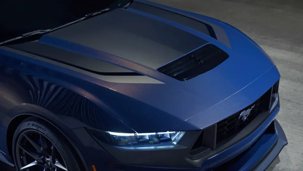 2023-Ford-Mustang-GT-revealed-5