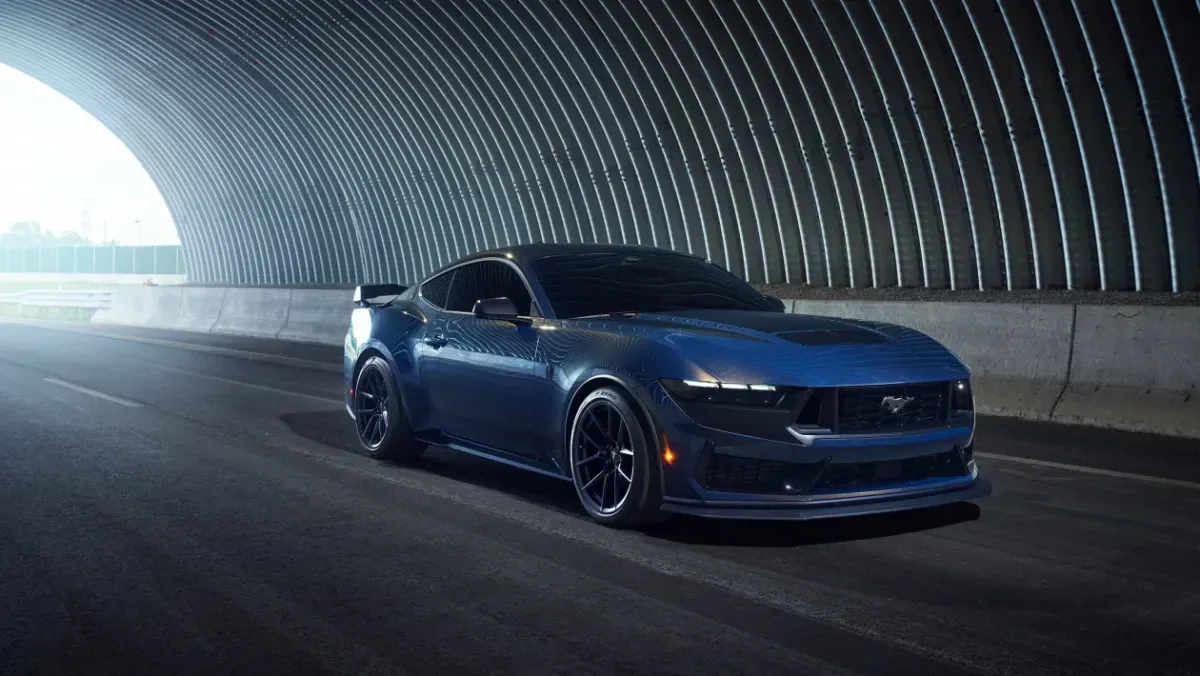 2023-Ford-Mustang-GT-revealed-6