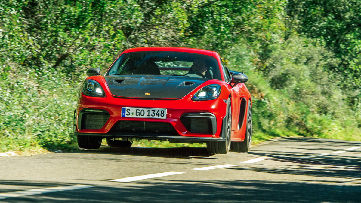 718-Cayman-GT4-RS-1