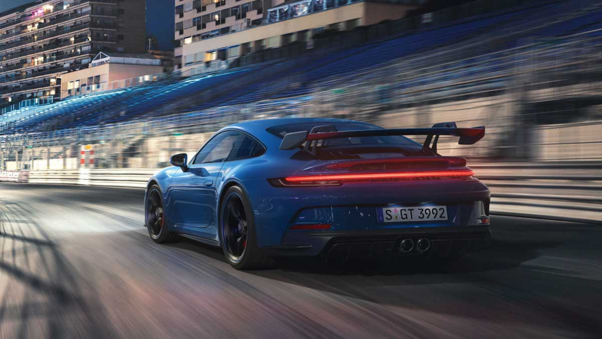 992-Porsche-911-GT3-18