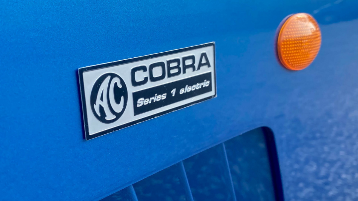AC-Cobra-Series-1-3