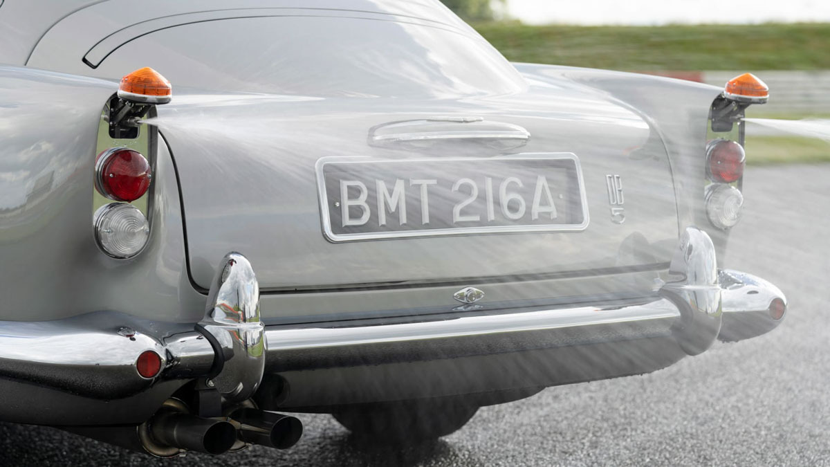 Aston-Martin-DB5-Goldfinger-continuation-4