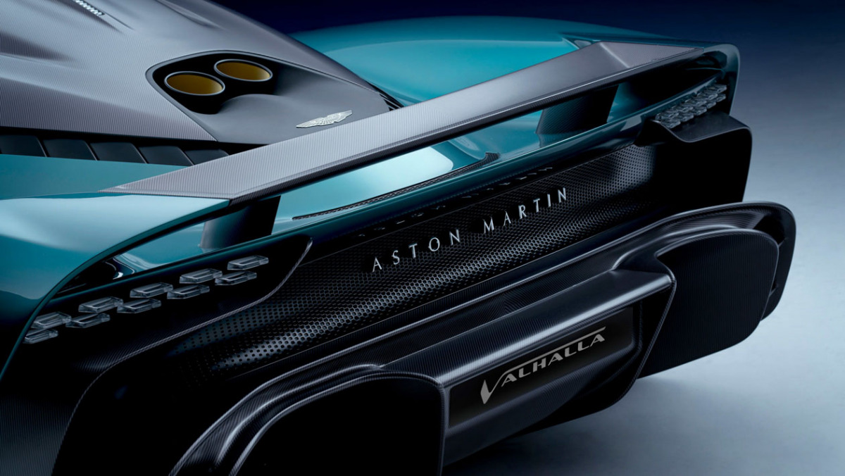 Aston-Martin-Valhalla-3