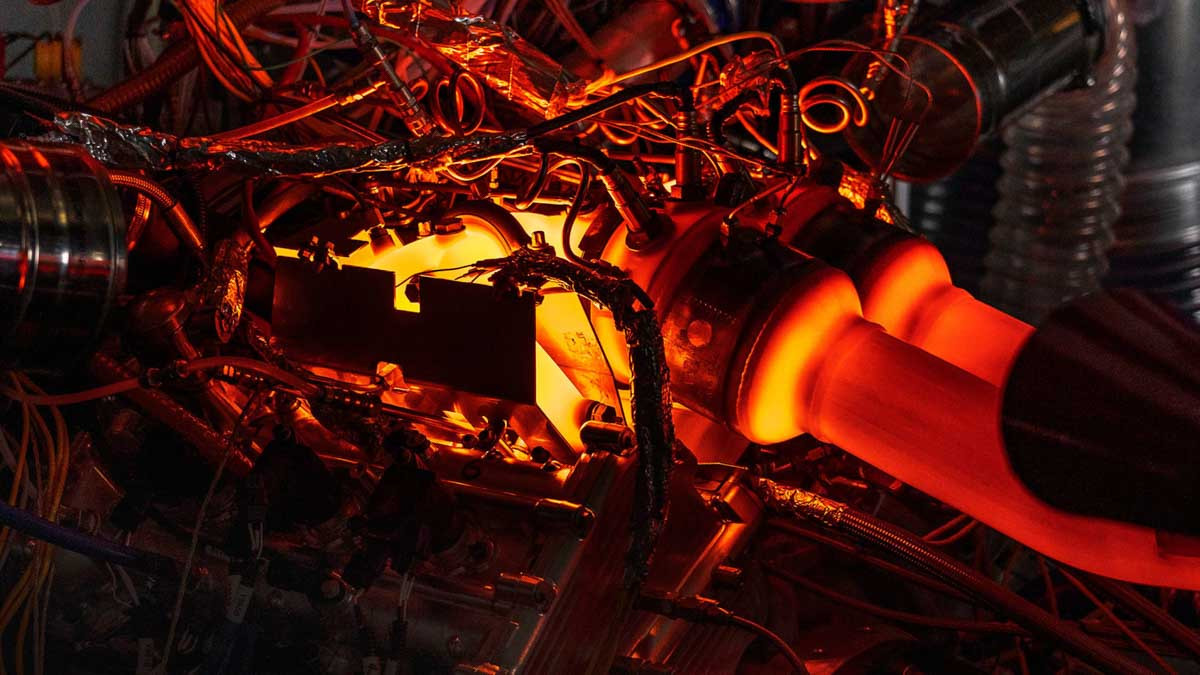 Aston-Martin-Valhalla’s-red-hot-V6-engine-3