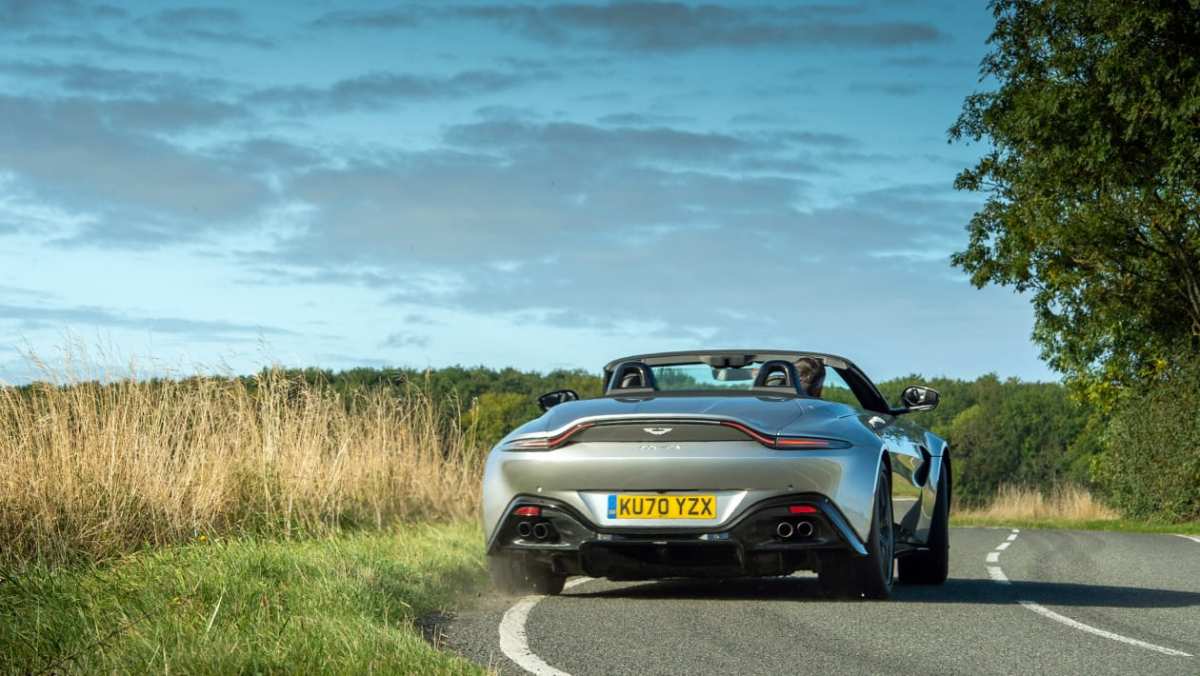 Aston-Martin-Vantage-review-15