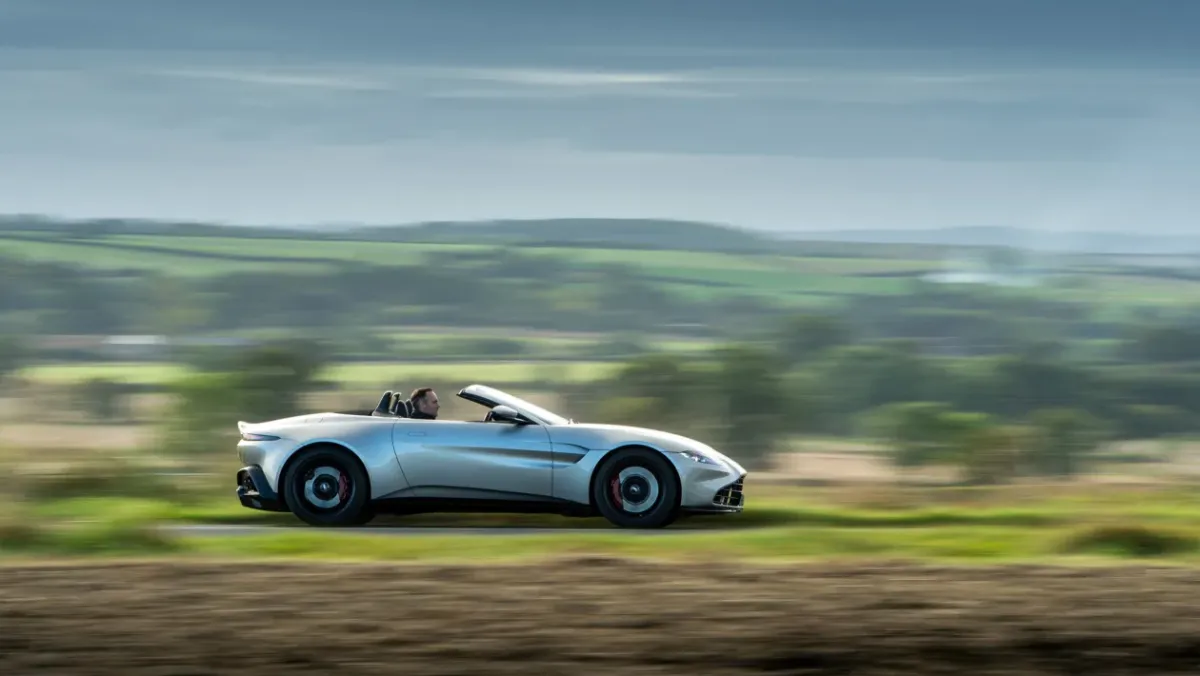 Aston-Martin-Vantage-review-18