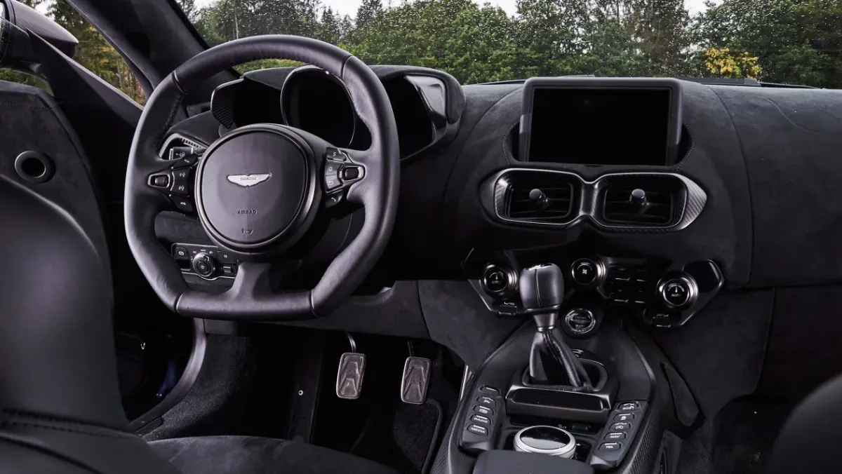 Aston-Martin-Vantage-review-2