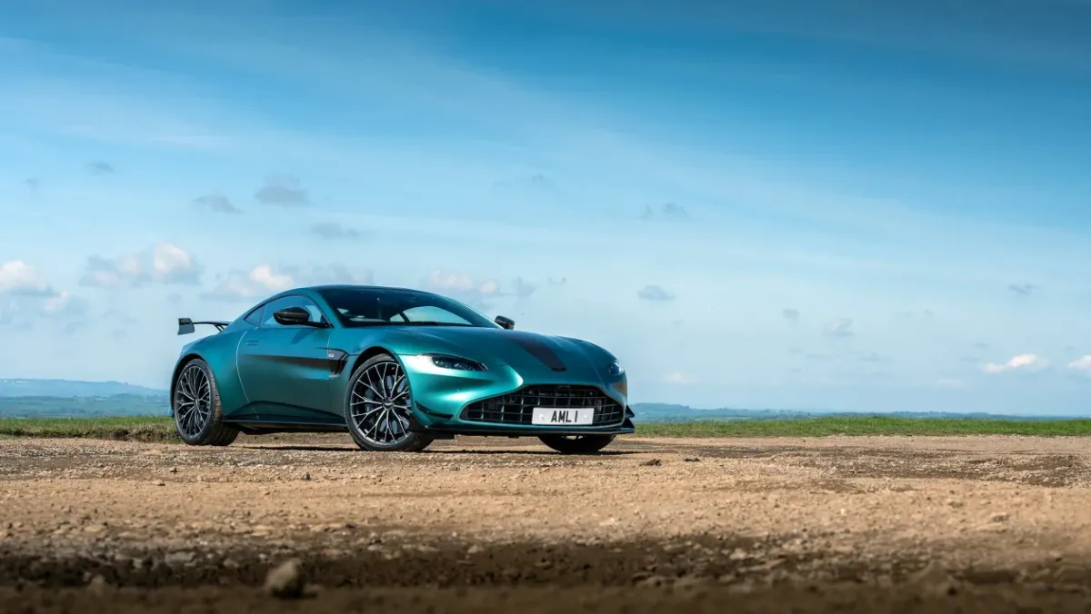 Aston-Martin-Vantage-review-27