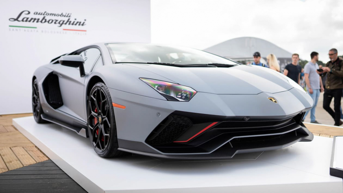 Aventador-Ultimae-sold-out-1