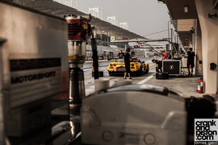 behind-the-scenes-fia-world-endurance-championship-porsche-gt3-challenge-cup-middle-east-24