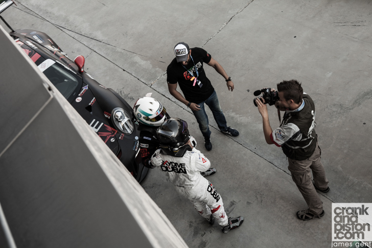 behind-the-scenes-fia-world-endurance-championship-porsche-gt3-challenge-cup-middle-east-59