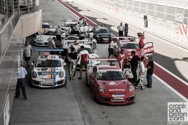 behind-the-scenes-fia-world-endurance-championship-porsche-gt3-challenge-cup-middle-east-60
