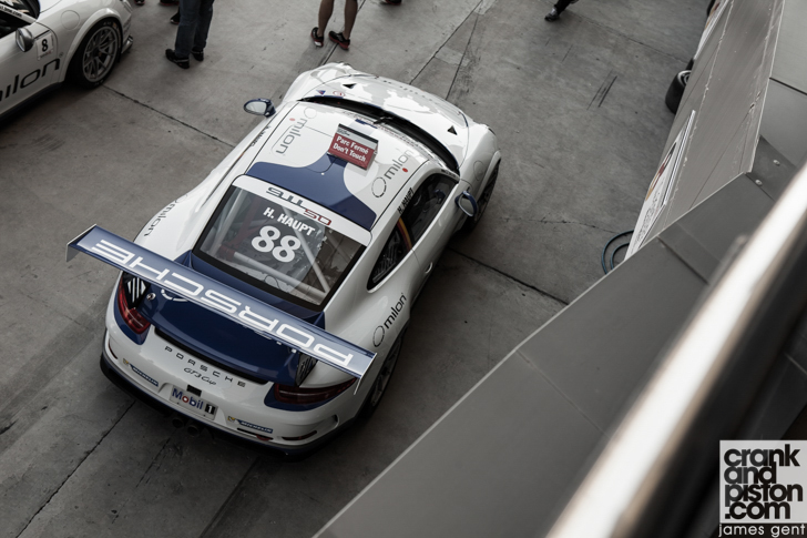 behind-the-scenes-fia-world-endurance-championship-porsche-gt3-challenge-cup-middle-east-64