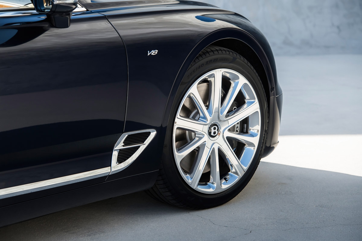 Bentley Continental GT V8 revealed-14