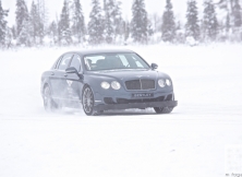 bentley-driving-experience-power-on-ice-030