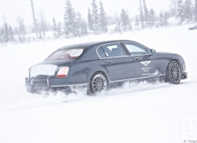 bentley-driving-experience-power-on-ice-039