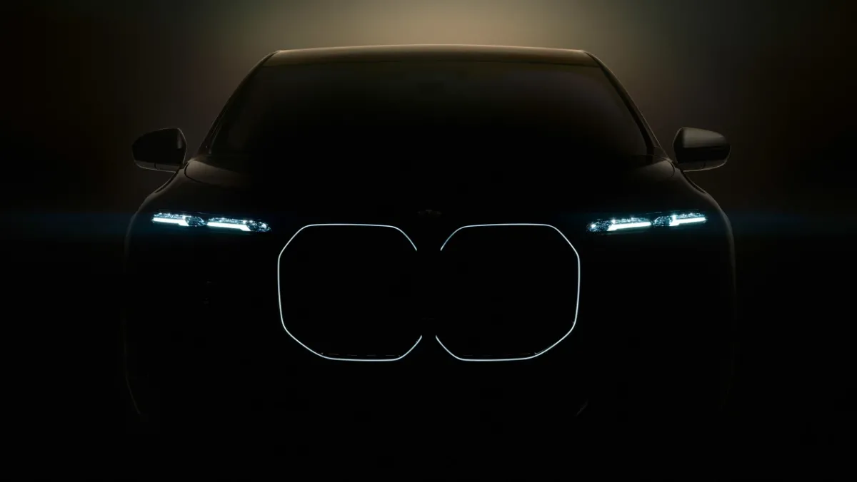 BMW-i7-teaser-18-March-22