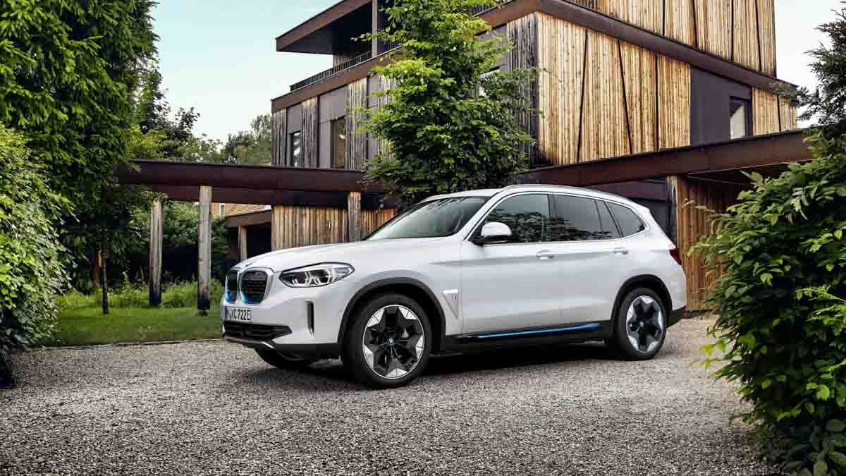 BMW-iX3-revealed-3