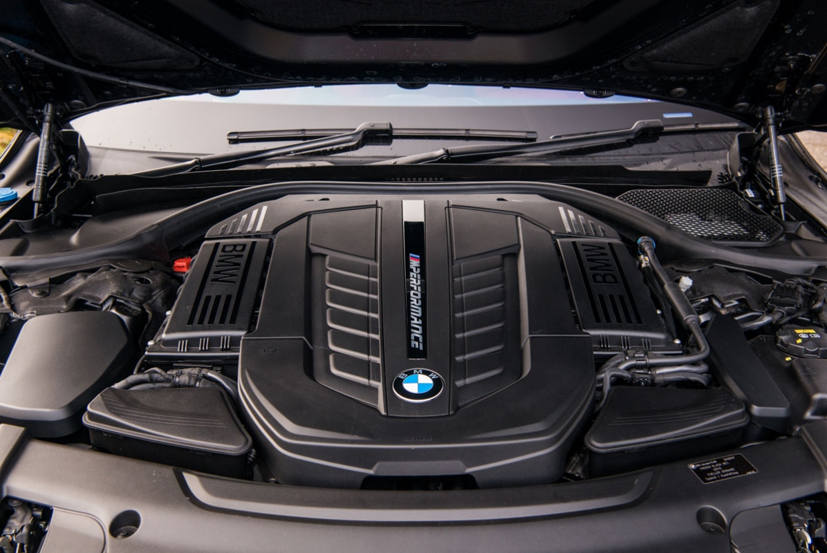 BMW M760 Li xDrive review-15