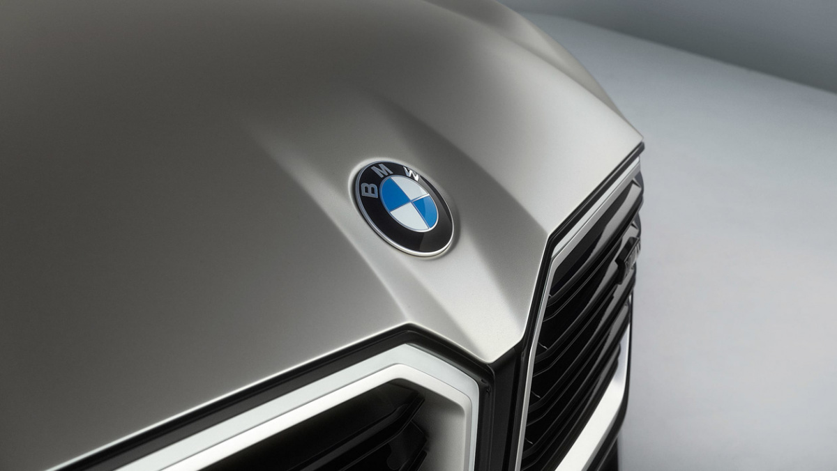 BMW-XM-Concept-7