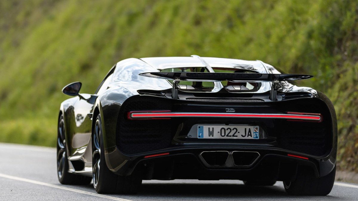 Bugatti-Chiron-review-9