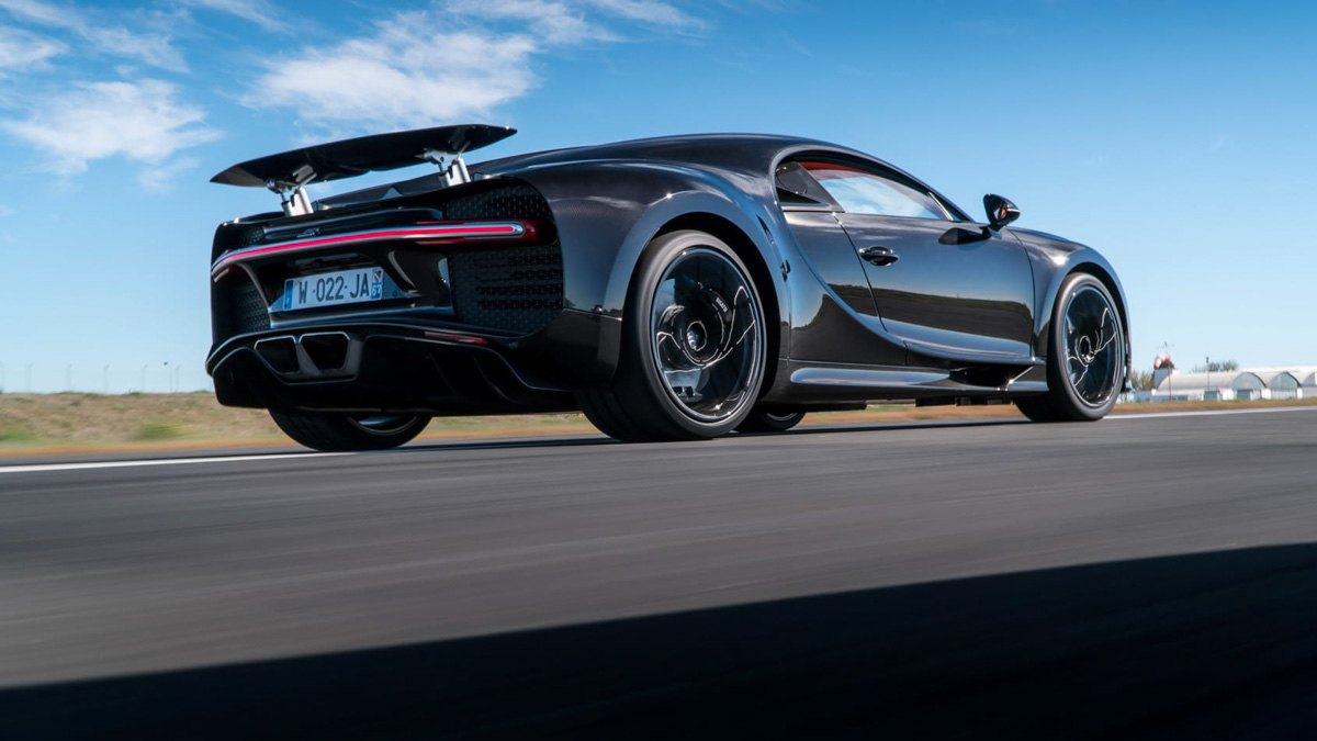 Bugatti-Chiron-review-12