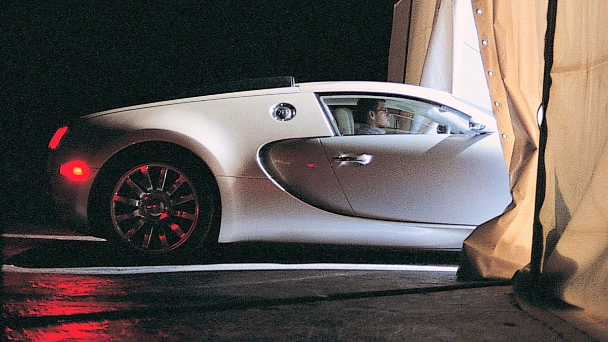 Bugatti-Veyron-2