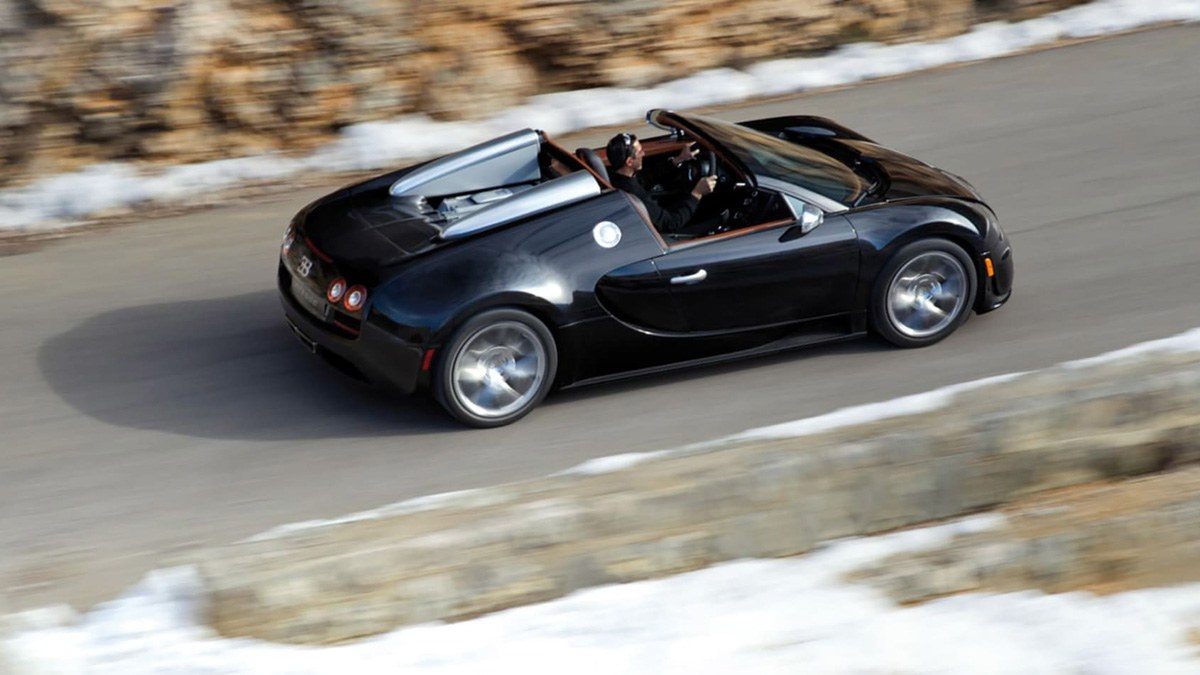 Bugatti-Veyron-10
