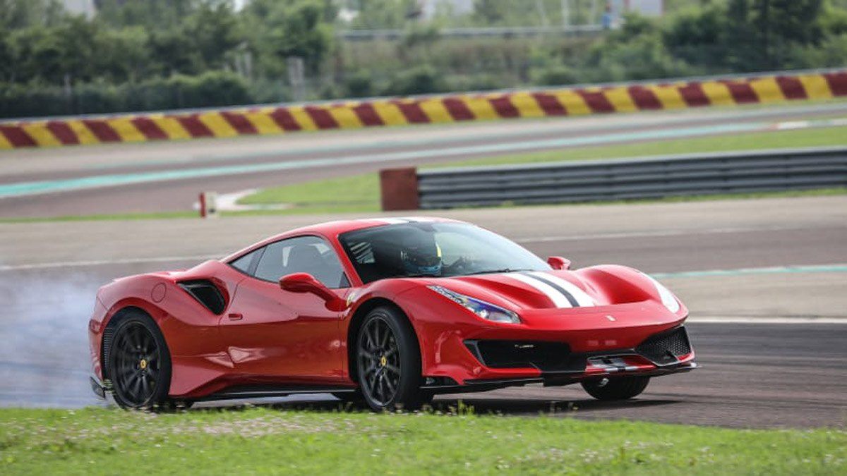 Ferrari-488-Pista-review-1