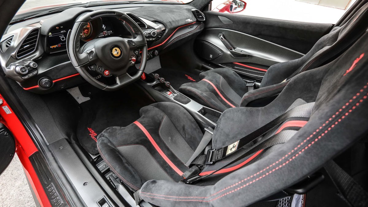 Ferrari-488-Pista-review-10