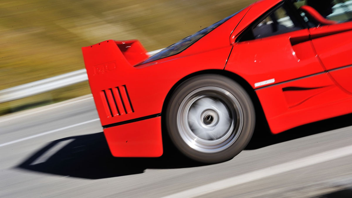 Ferrari-F40-Review-8
