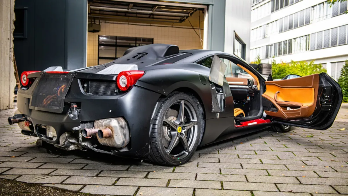 Ferrari-LaFerrari-prototype-auction