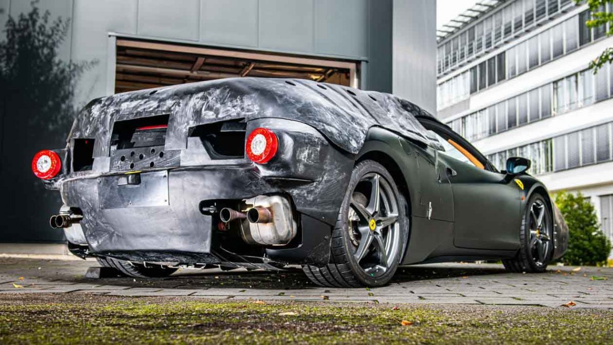 Ferrari-LaFerrari-prototype-auction-3
