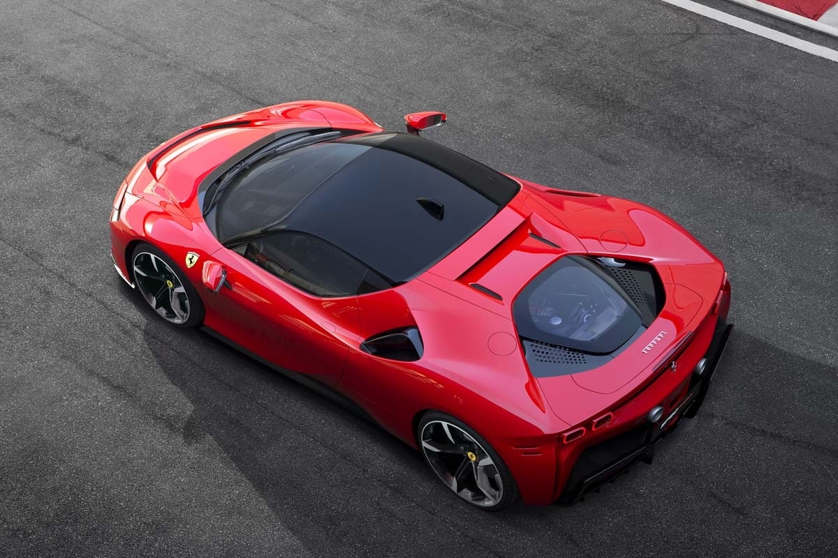 Ferrari-SF90-Stradale-supercar-1