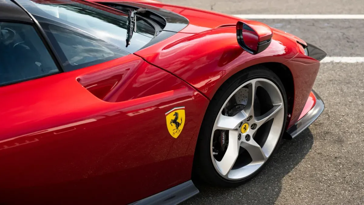 Ferrari-SP3-Daytona-2022-review-8