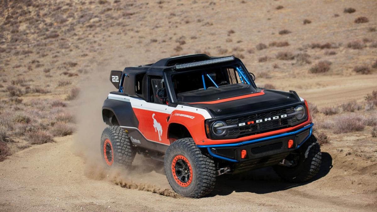 Ford-Bronco-DR-3