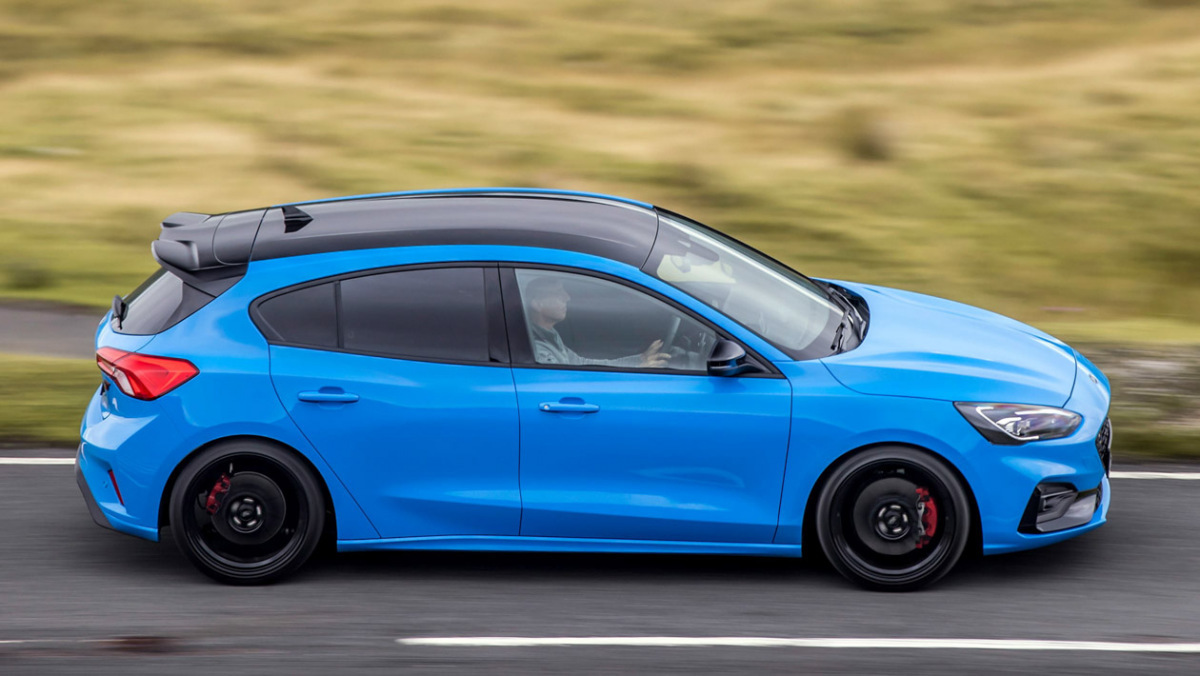 Ford-Focus-ST-Edition-9
