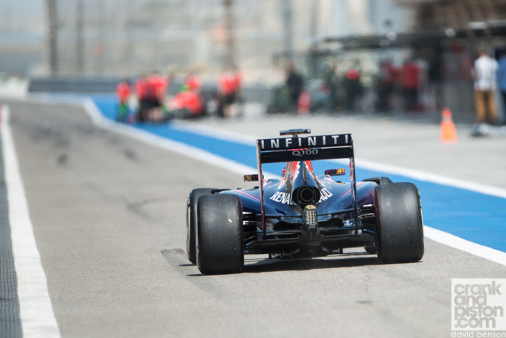 formula-1-bahrain-testing-26