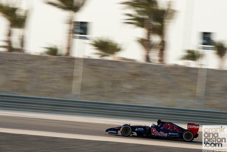 formula-1-bahrain-testing-79