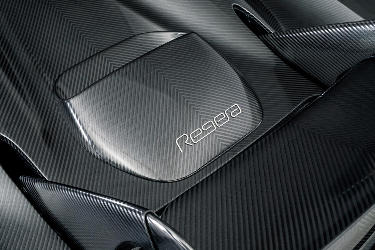 Koenigsegg Regera revealed with polished KNC-8