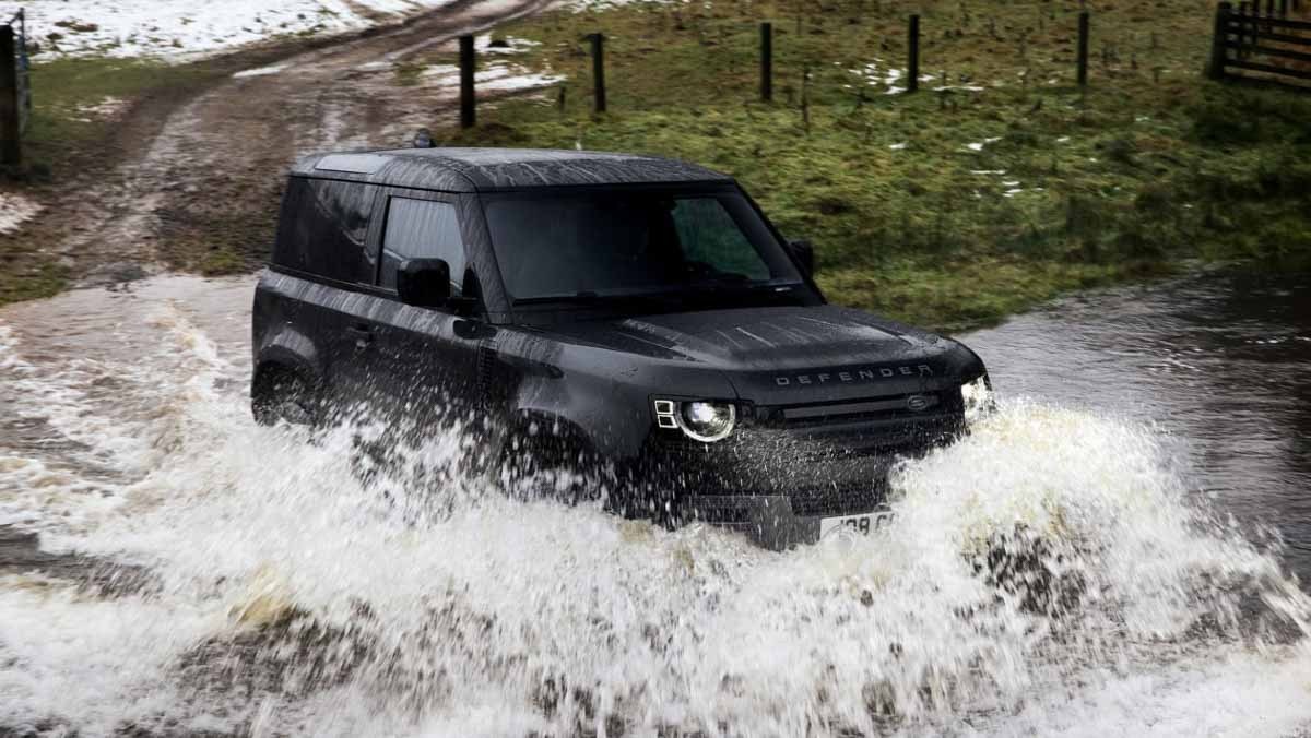 Land-Rover-Defender-14